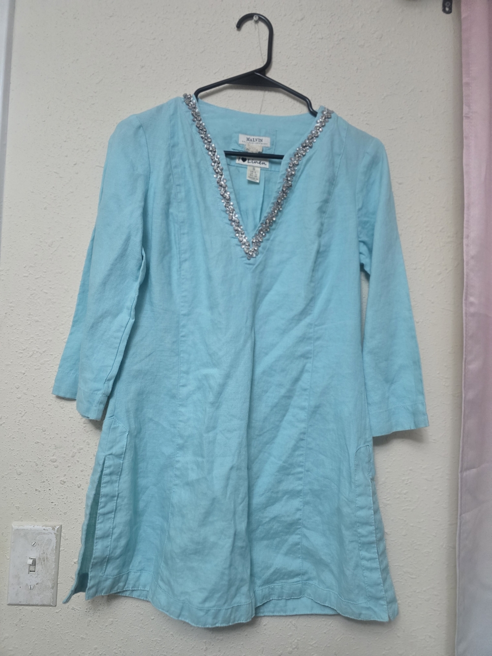 100% Linen .Malvin Aqua Embellished V-Neck Tunic Top